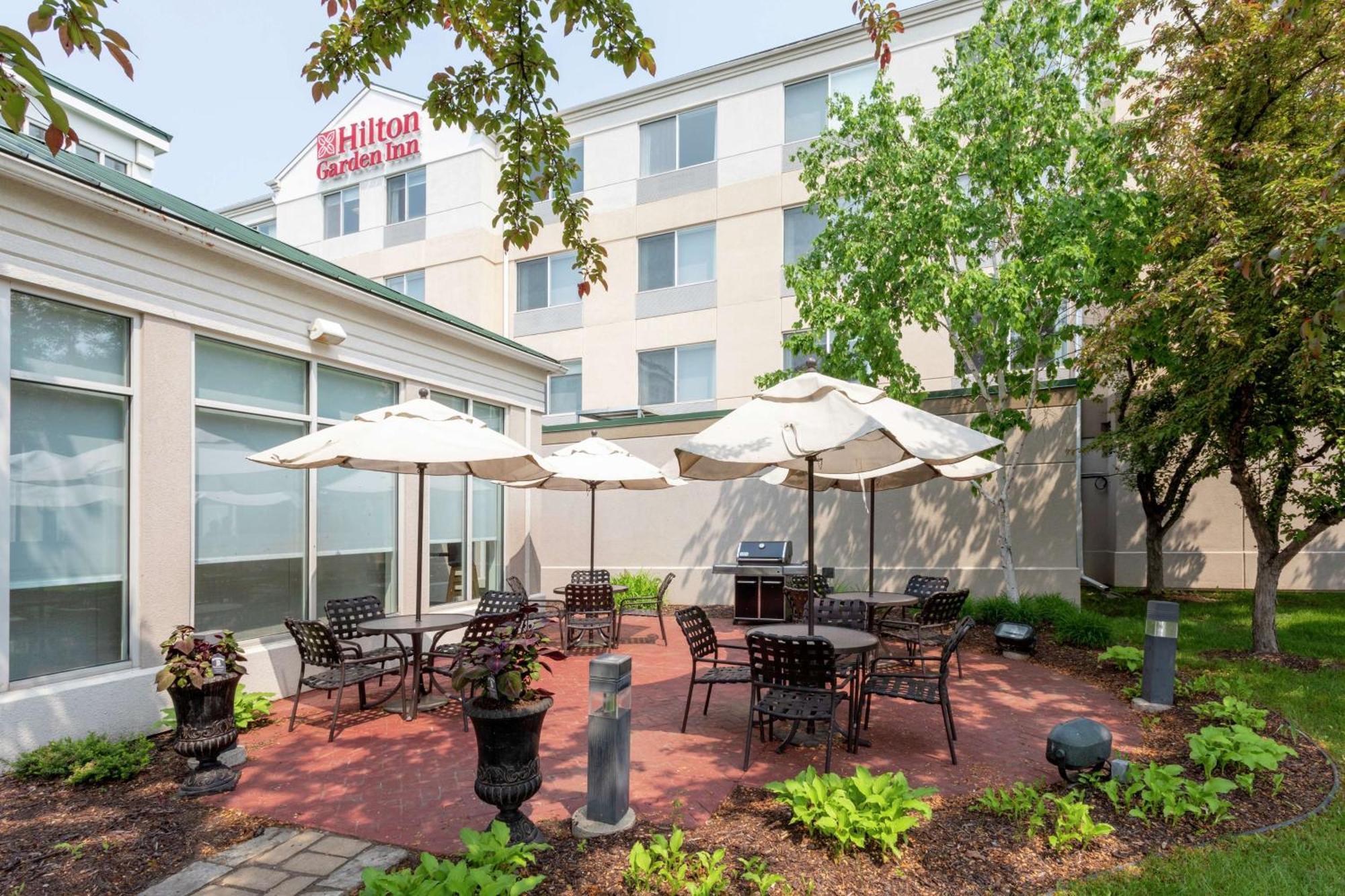 Hilton Garden Inn Minneapolis Saint Paul-Shoreview Екстериор снимка